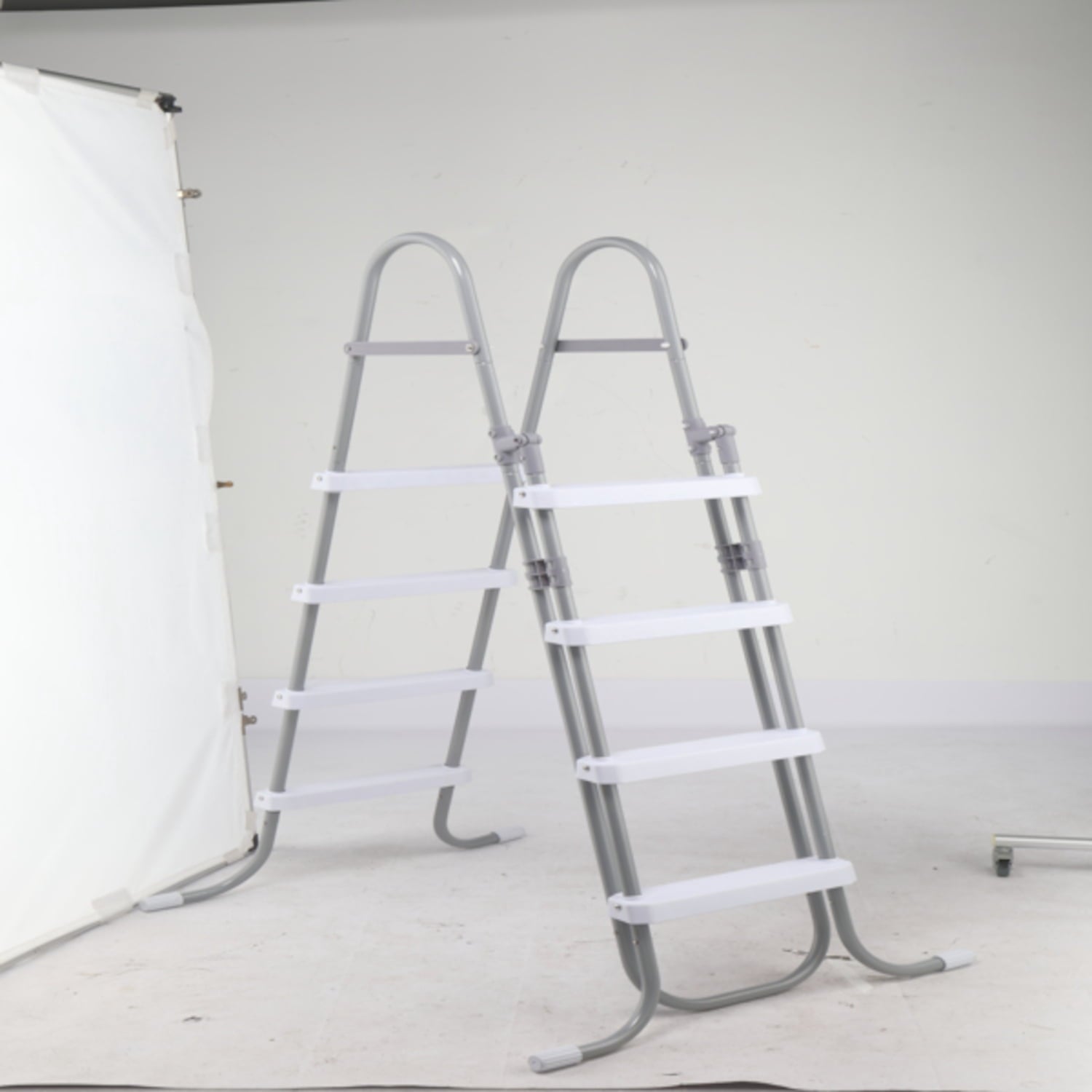 Alvantor 4-Step Above Ground Pool Ladder with Safety Buckle Foldable Entry Side 300 lb Capacity for Pools up to 52 in